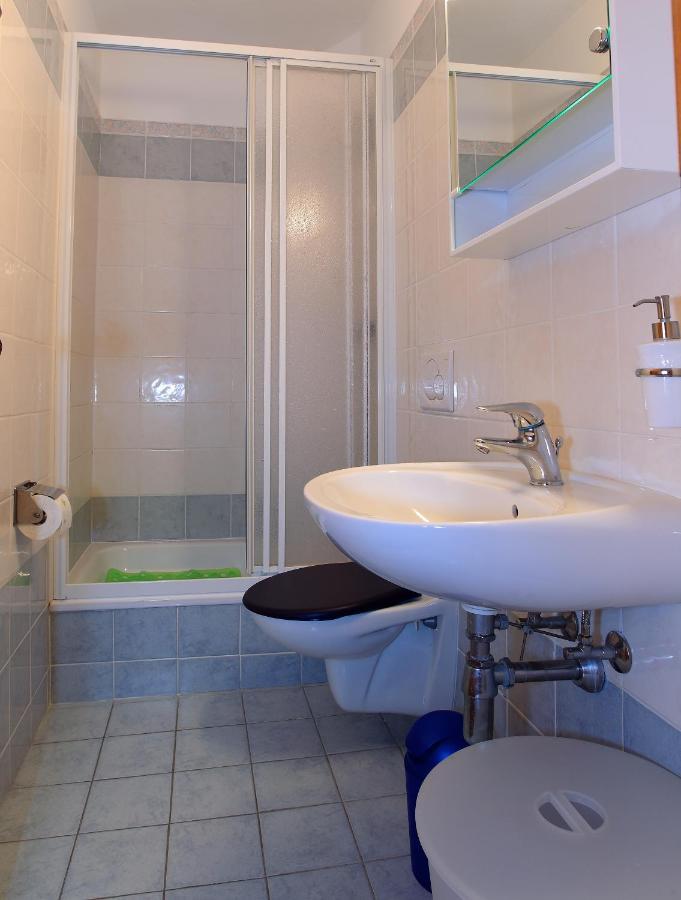 Annie'S Bed & Breakfast Ascona Room photo